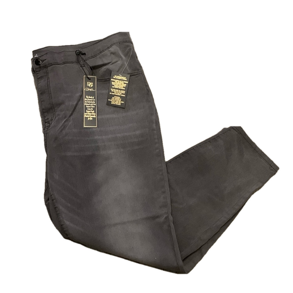 DG2 Classic Stretch Signature Boot-Cut Jeans, Gray - Plus Size PETITE Plus WT24